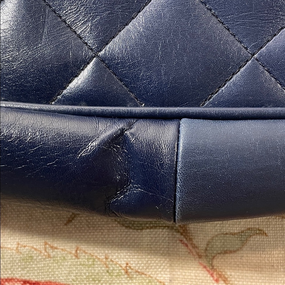 Bellido by Susan Gail Navy Quilted Satchel Gold Metal Notched Handle Hardware - Picture 11 of 17